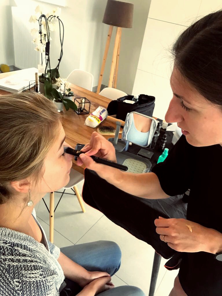 CFBE0433-5AAA-45BD-A3DE-8ECEED1009FE